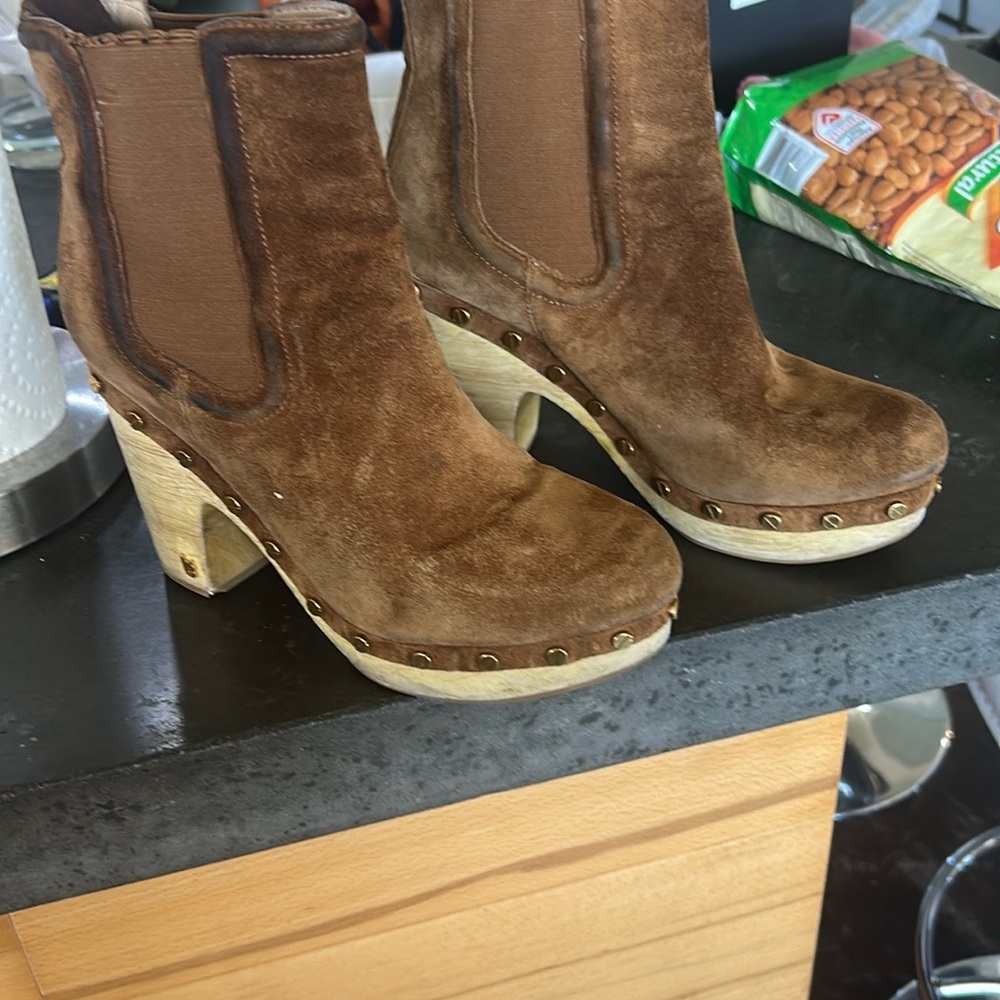 Veronica Beard booties